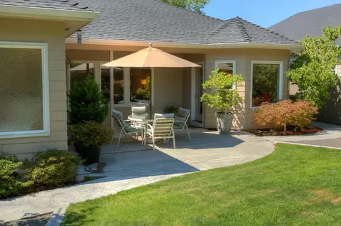 672 Ridgeway Ave, Central Point, OR 97502 photo 29