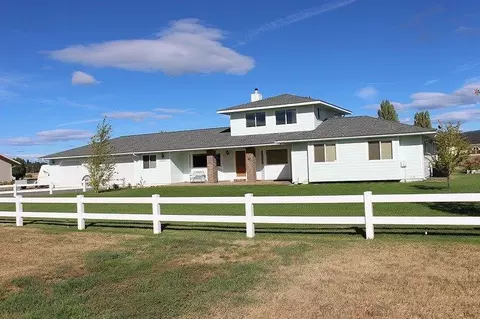 32207 Modoc Point Rd, Chiloquin, OR 97624 photo 2