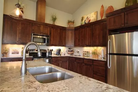 664 Nottingham Ter, Eagle Point, OR 97524 photo 7