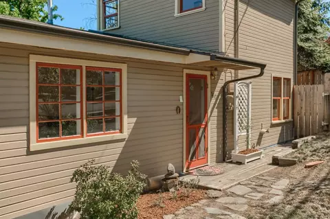 190 Gresham St, Ashland, OR 97520 photo 2