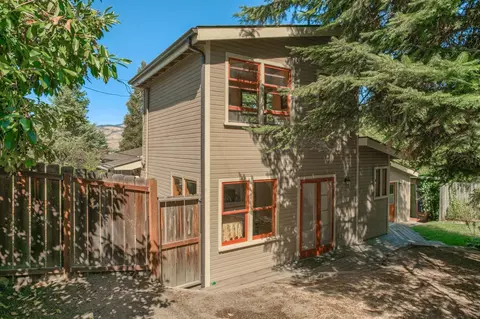 190 Gresham St, Ashland, OR 97520 photo 4