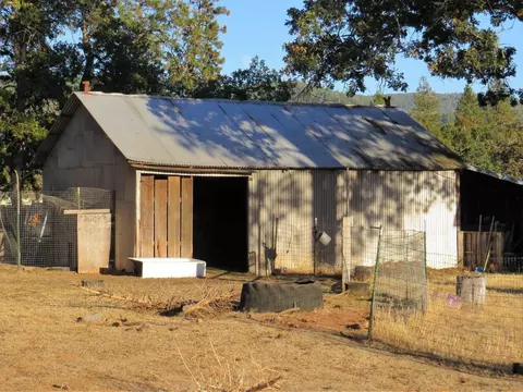 100 Mason Rd, Eagle Point, OR 97524 photo 12