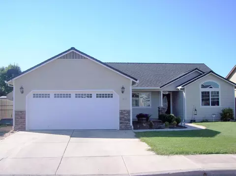 609 Sheffield Dr, Eagle Point, OR 97524 photo 2