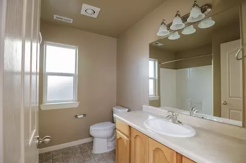 609 Sheffield Dr, Eagle Point, OR 97524 photo 9