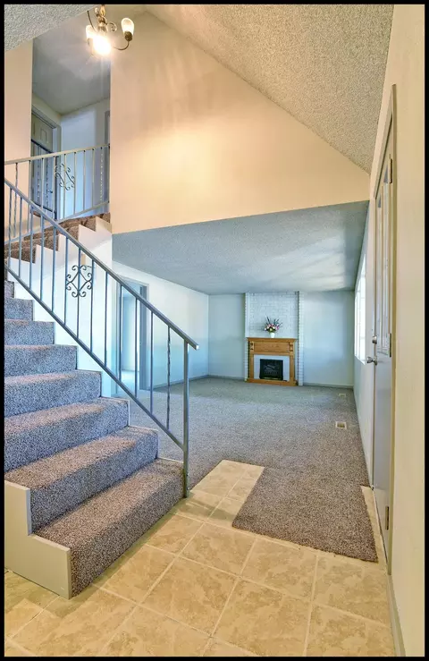 717 Malabar St, Central Point, OR 97502 photo 8