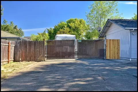 717 Malabar St, Central Point, OR 97502 photo 22