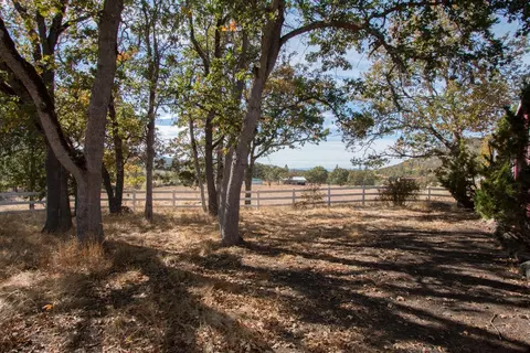 12197 Highway 140, Eagle Point, OR 97524 photo 22