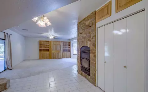 1412 Summit Loop, Grants Pass, OR 97527 photo 5