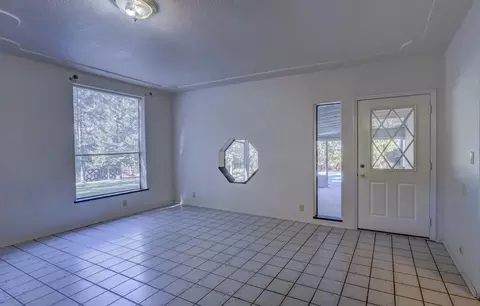1412 Summit Loop, Grants Pass, OR 97527 photo 9