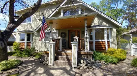 1200 E Park St, Grants Pass, OR 97527 photo 3