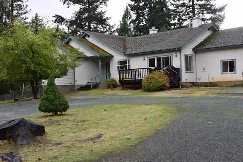 1920 Crow Rd, Merlin, OR 97532 photo 1