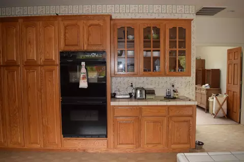 1920 Crow Rd, Merlin, OR 97532 photo 17
