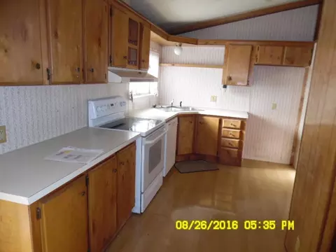 6865 Pinehurst St, Central Point, OR 97502 photo 9