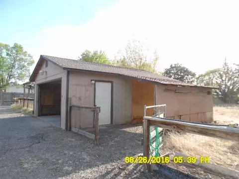 6865 Pinehurst St, Central Point, OR 97502 photo 8