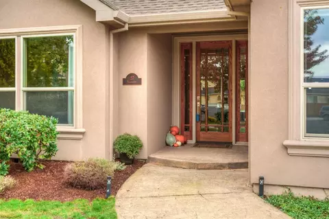 27 Blackstone Ct, Eagle Point, OR 97524 photo 25