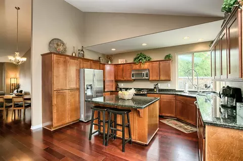 27 Blackstone Ct, Eagle Point, OR 97524 photo 11