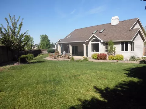 27 Blackstone Ct, Eagle Point, OR 97524 photo 23