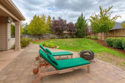 27 Blackstone Ct, Eagle Point, OR 97524 photo 24