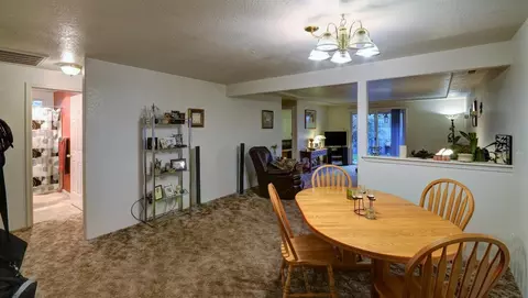 417 Montclair Way, Eagle Point, OR 97524 photo 4