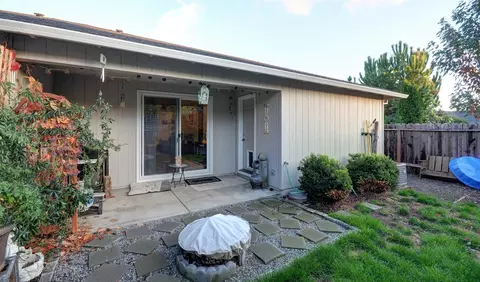 417 Montclair Way, Eagle Point, OR 97524 photo 16