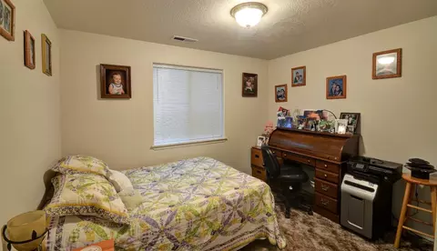 417 Montclair Way, Eagle Point, OR 97524 photo 12