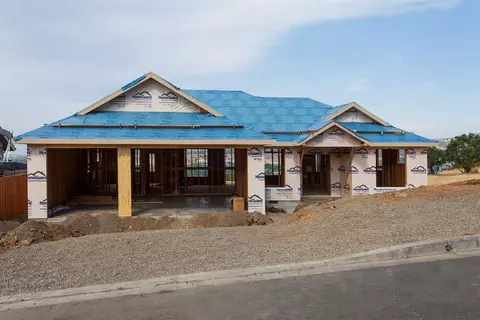 331 Avalon Ter, Eagle Point, OR 97524 photo 2