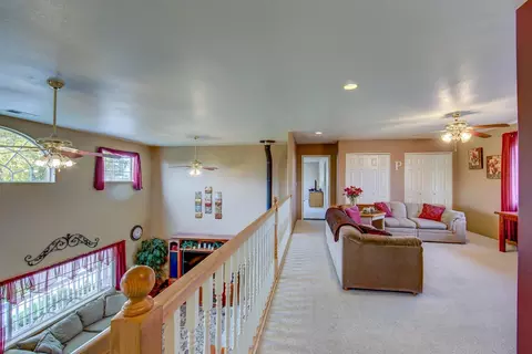 584 E Rolling Hills Dr, Eagle Point, OR 97524 photo 14