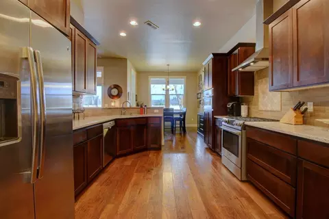 210 Sandpines Dr, Eagle Point, OR 97524 photo 15