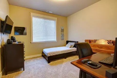 210 Sandpines Dr, Eagle Point, OR 97524 photo 26