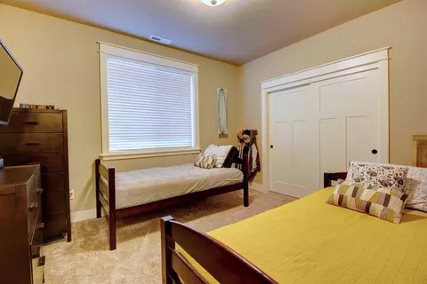 210 Sandpines Dr, Eagle Point, OR 97524 photo 28