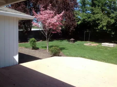 152 Meadow View Dr, Phoenix, OR 97535 photo 22