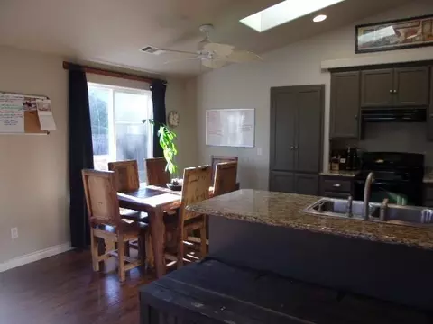 320 Hanby Ln, Cave Junction, OR 97523 photo 11