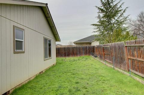 684 Crystal Dr, Eagle Point, OR 97524 photo 29