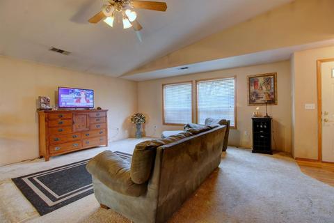 684 Crystal Dr, Eagle Point, OR 97524 photo 6