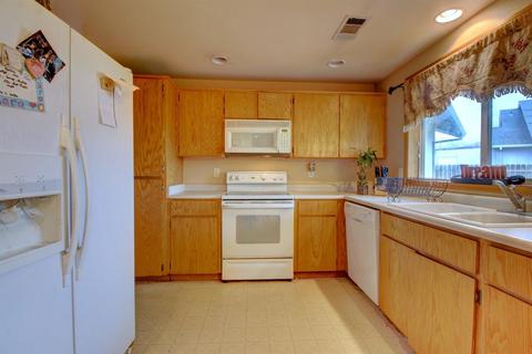684 Crystal Dr, Eagle Point, OR 97524 photo 14