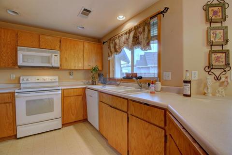 684 Crystal Dr, Eagle Point, OR 97524 photo 13