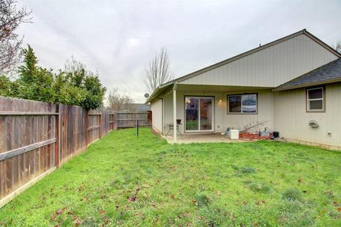 684 Crystal Dr, Eagle Point, OR 97524 photo 32
