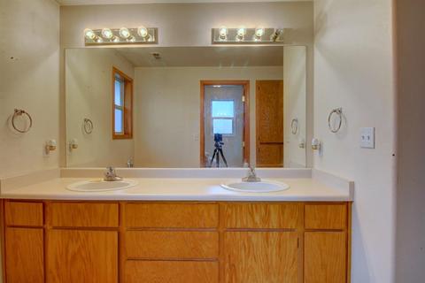 684 Crystal Dr, Eagle Point, OR 97524 photo 26