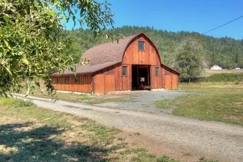 3103 Evans Crk, Rogue River, OR 97537 photo 17