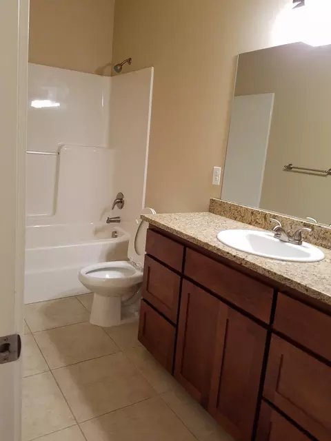 392 Live Oak Loop, Central Point, OR 97502 photo 15