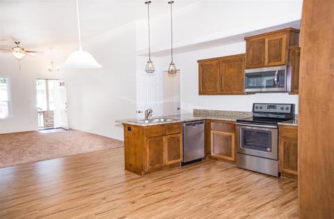 233 Westbrook Dr, Rogue River, OR 97537 photo 8