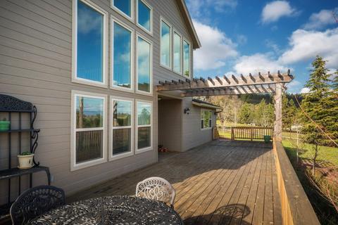 3910 Jonathon Way, Central Point, OR 97502 photo 25