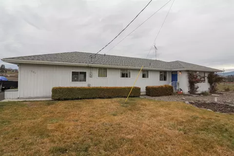 1705 Stevens Rd, Eagle Point, OR 97524 photo 6