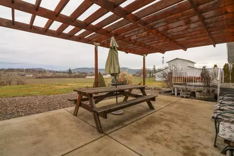 1705 Stevens Rd, Eagle Point, OR 97524 photo 30