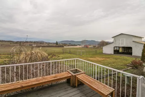 1705 Stevens Rd, Eagle Point, OR 97524 photo 28