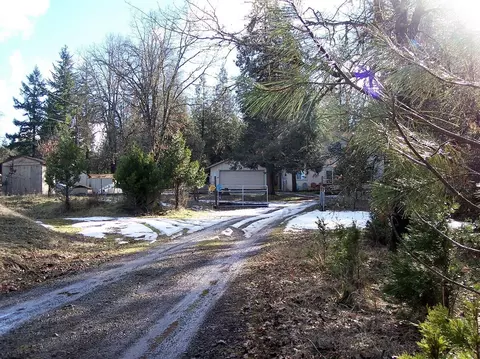 2140 Obenchain Rd, Butte Falls, OR 97522 photo 2