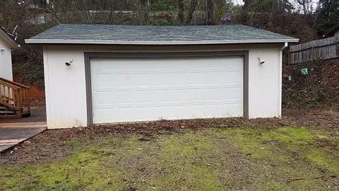 443 Sol Abraham Ave, Glendale, OR 97442 photo 5