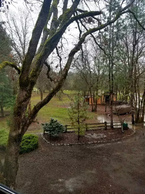 690 Ayres Rd, Eagle Point, OR 97524 photo 32