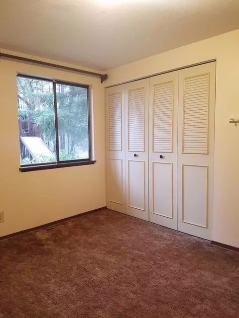 690 Ayres Rd, Eagle Point, OR 97524 photo 15