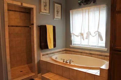 635 Barton Rd, Eagle Point, OR 97524 photo 13